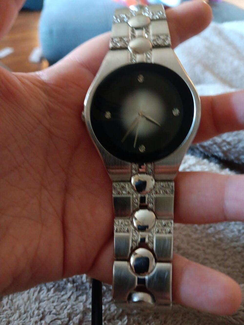 MEN'S ALLUDE WATCH NOT WORKING MIGHT WORK WITH NEW BATTERY? FITS 8" - GW-22A